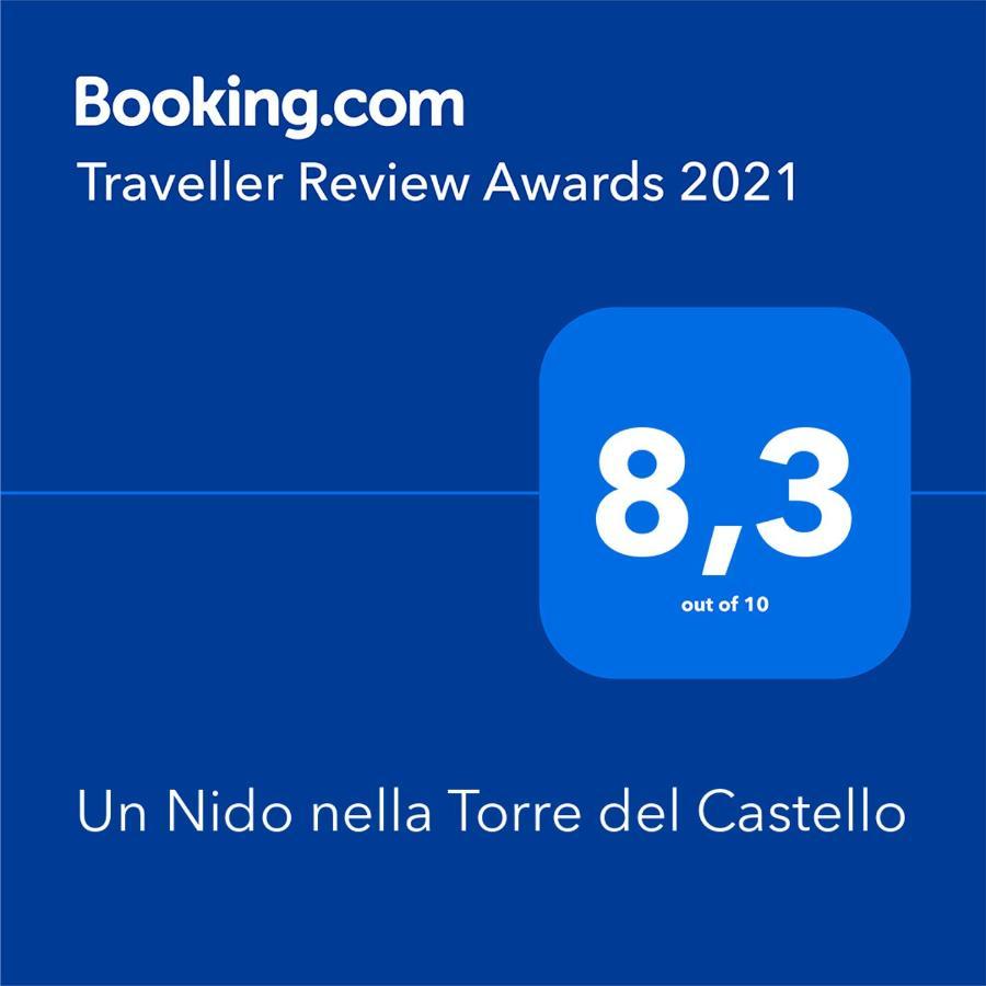 Un Nido Nella Torre Del Castello Apartment *