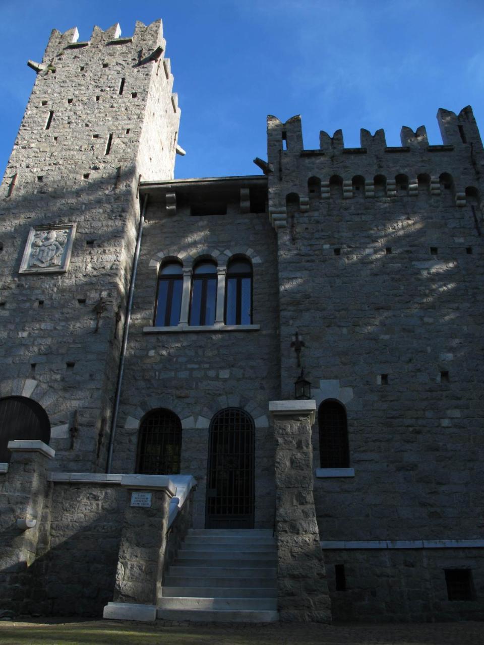 Un Nido Nella Torre Del Castello *